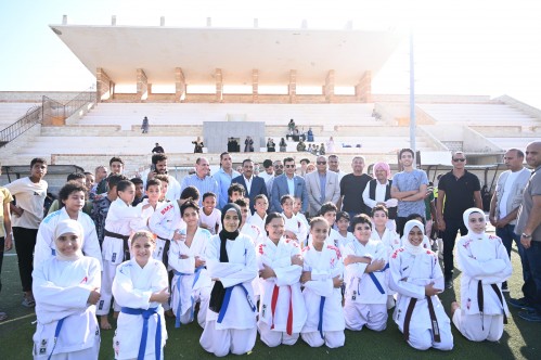 وزير الشباب والرياضة ومحافظ مطروح يقوما بجولة تفقدية بمركز شباب ونادي الحمام