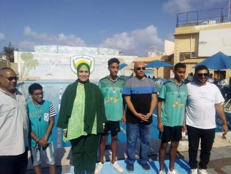 وكيل وزارة تعليم مطروح يشهد نهائي بطولة السباحة للمراحل التعليمية الثلاث 