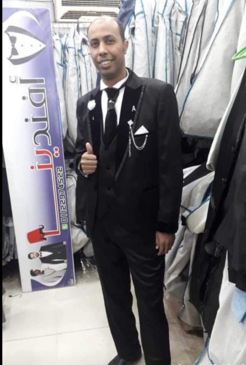 الكاتب الصحفي وليد البدري يهنئ الشاعر الكبير فايز أبو حمزة بمناسبة زفافه