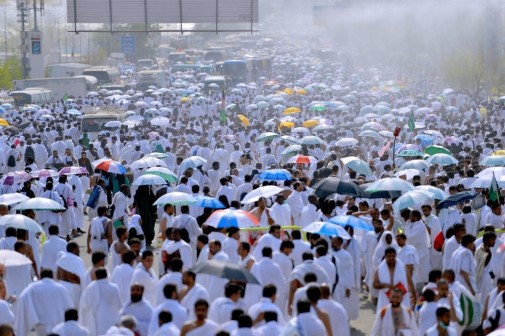 منى تستقبل ضيوف الرحمن في يوم التروية إيذانًا ببدء موسم الحج 1446هـ