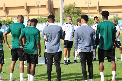 سواريز مدرب شباب السعودية: تنظيم مبهر لبطولة خوفو واستقبال دافىء من الجماهير 