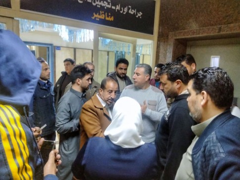 وكيل وزارة الصحة يتابع ميدانيا  واعمال لجان الإدارات الفنية والادارية للمرور والمعايشة بمستشفي مطروح