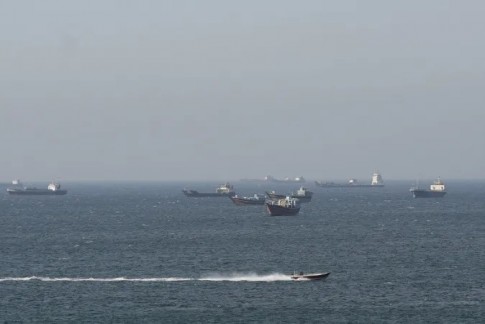 تحت طبول الحرب وصراع ”الخطوط الحمراء”.. مفاوضات ”الفرصة الأخيرة” بين واشنطن وطهران تراوح مكانها وسط اشتعال جبهة هرمز