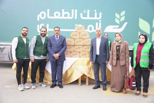 قافلة  التحالف الوطنى للعمل الأهلي والتنموى  تصل مطروح لدعم الأسر الأكثر إحتياجا
