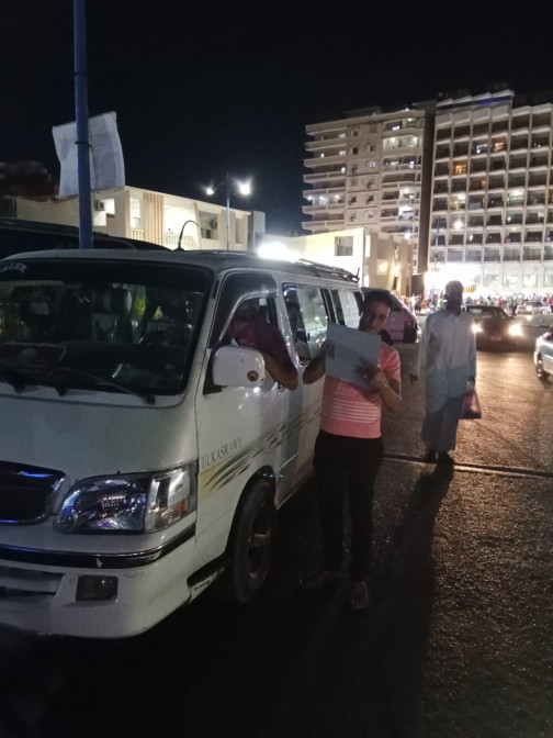 ٧٦ مخالفة وسحب رخصتي لمخالفة خط سير سيارات الأجرة بمطروح