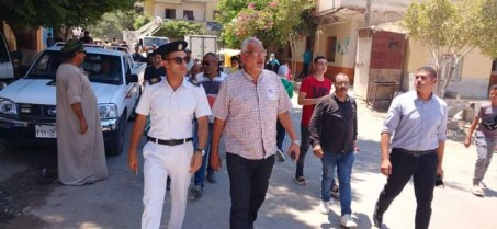 حملة مكبره بحى عامريه ثان للتفتيش علي المنشآت واعاده الانضباط للشارع