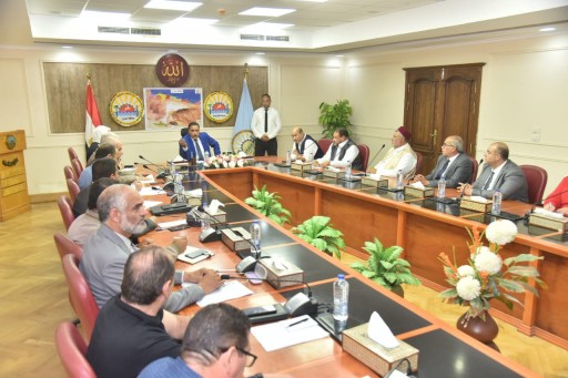 إجتماع المجلس الاقتصادى الاجتماعى بمطروح برئاسة المحافظ