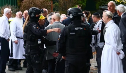 قتلى ومصابون في هجموم على كنيس يهودي في مانشستر