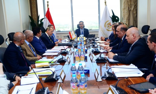  ”التموين” تتحرك لضمان وفرة السلع واستقرار الأسواق وسط تحديات عالمية