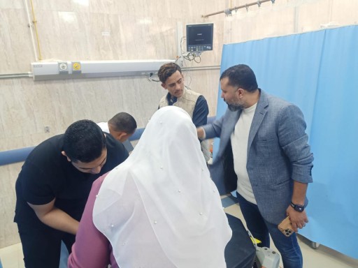 محافظ مطروح يتابع مصابى حادث إنقلاب سيارة  أجرة وإصابة ٧ ركاب، بالكيلو 145 اتجاه اسكندريه الطريق الساحلي