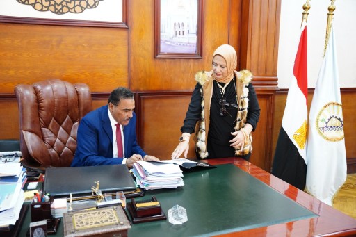 12699 طالبًا وطالبة بالشهادة  الإعدادية يؤدون امتحاناتهم أمام 123 لجنه بمطروح