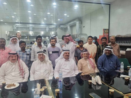 في مبادرة جميلة ولمسة وفاء.. الشيخ مبارك السلمي يكرم المسلمين الجدد بحضور نخبة من أبناء الوطن