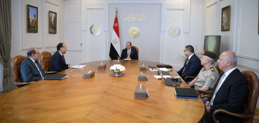 الرئيس السيسي يوجه بالإسراع في تنفيذ مشروعات ”حياة كريمة” وتحلية المياه وتعزيز التنمية العمرانية بالساحل الشمالي