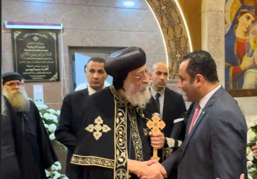 النائب أحمد علي يستقبل قداسة البابا تواضرس الثاني بعزبة النخل بالمرج