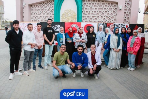 طلاب صيدلة الجامعة المصرية الروسية يجمعون 88 كيسا للدم