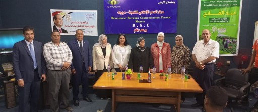 ندوة لمركز اعلام برج العرب والعامرية في اطار حملة ايد فى ايد  هننجح اكيد