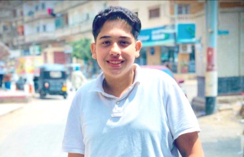 الصحفي وسام الجمال يهنيء أحمد محمد زكريا نجاحه في الثانوية العامة