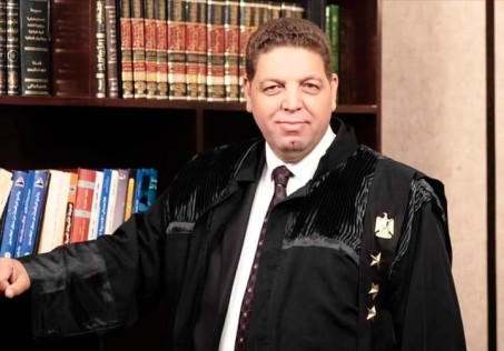 «إبراهيم فؤاد» يتقدم بأوراق ترشحه لعضوية نقابة المحامين