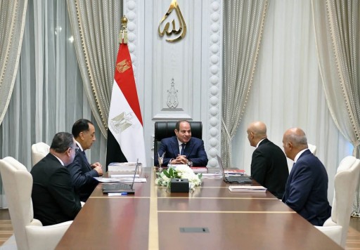 توجيهات رئاسية حاسمة.. الرئيس السيسي يجتمع برئيس الوزراء وزيرا التعليم لبحث الاستعدادات للعام الدراسي الجديد وتطوير منظومة التعليم