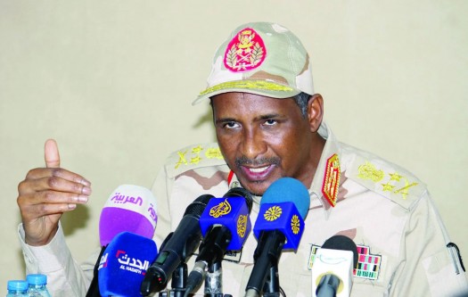 محكمة سودانية تقضي بإعدام محمد حمدان دقلو ”حميدتي” وشقيقيه بتهمة الإبادة الجماعية