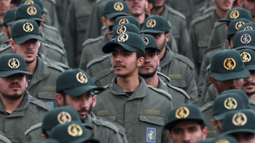 الحرس الثوري الإيراني يعلن مقتل عنصرين وإصابة ثلاثة في هجوم بقنبلة يدوية بمحافظة كردستان