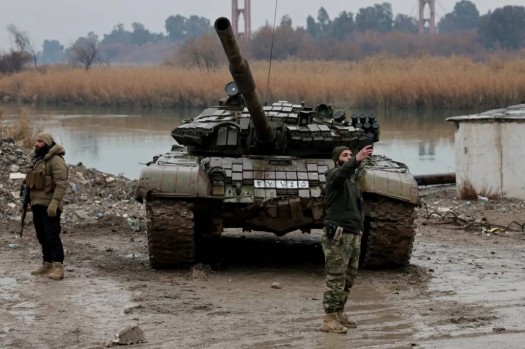 نفير عام من «قسد» بعد فشل اجتماع دمشق… تصعيد عسكري في الرقة وتهديد بحسم ملف الحسكة بالقوة