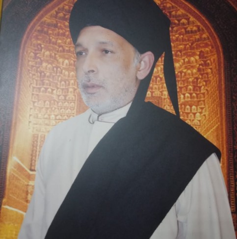 المحرر الصوفي مصطفى زايد يهنئ الشيخ طارق ياسين الرفاعي، شيخ السادة الرفاعية لنجاح نجله ياسين