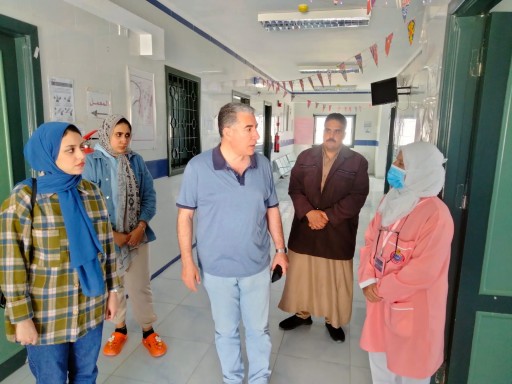 تزامناً مع رفع درجة الاستعداد خلال فترات الاعياد جولة ميدانية لوكيل وزارة الصحة بمطروح