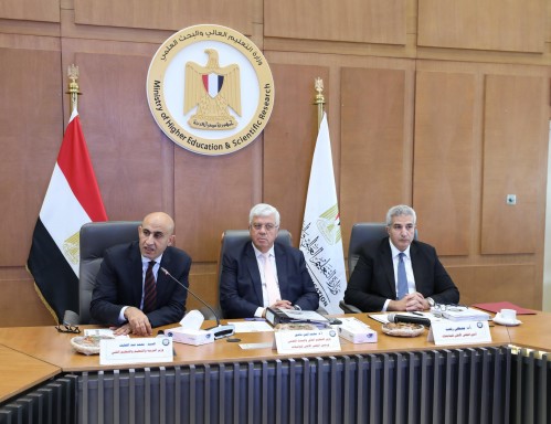 موافقات جديدة.. وزير التعليم العالي يرأس اجتماع المجلس الأعلى للجامعات